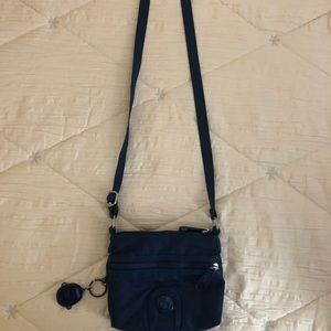 Small navy Kipling crossbody bag